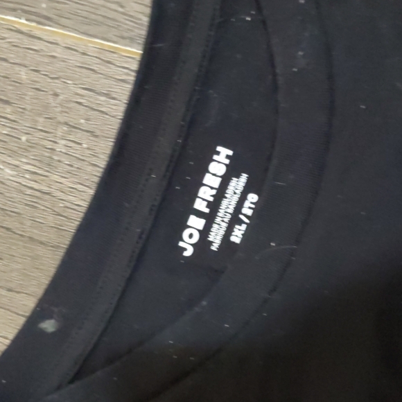 3/$25 - Joe Fresh Black Long Sleeve Canada T-Shirt - Picture 2 of 2